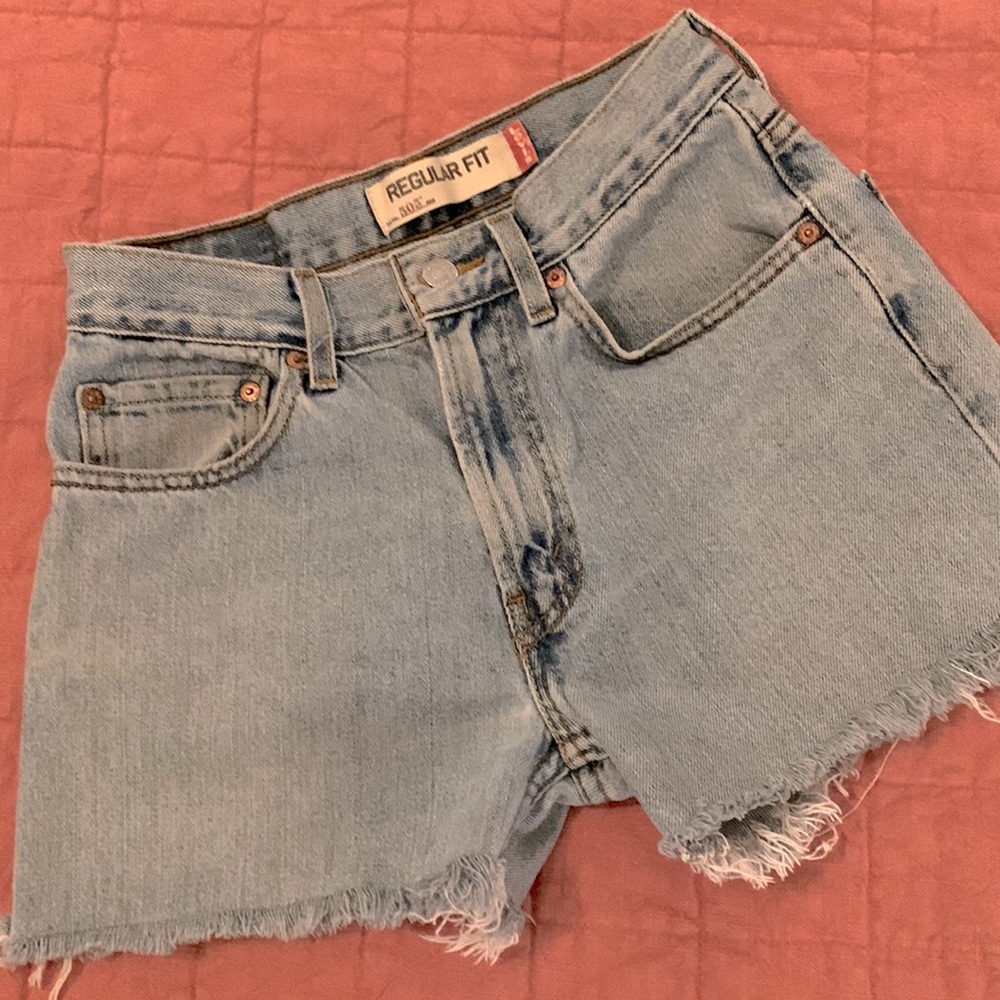 Levi’s 505 Cutoffs